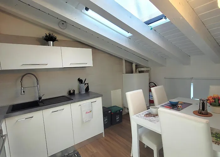 Light On Iseo Apartment Clusane