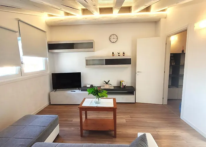 Apartment Light On Iseo Clusane