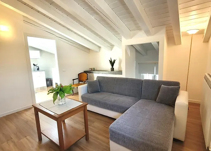 Apartment Light On Iseo *